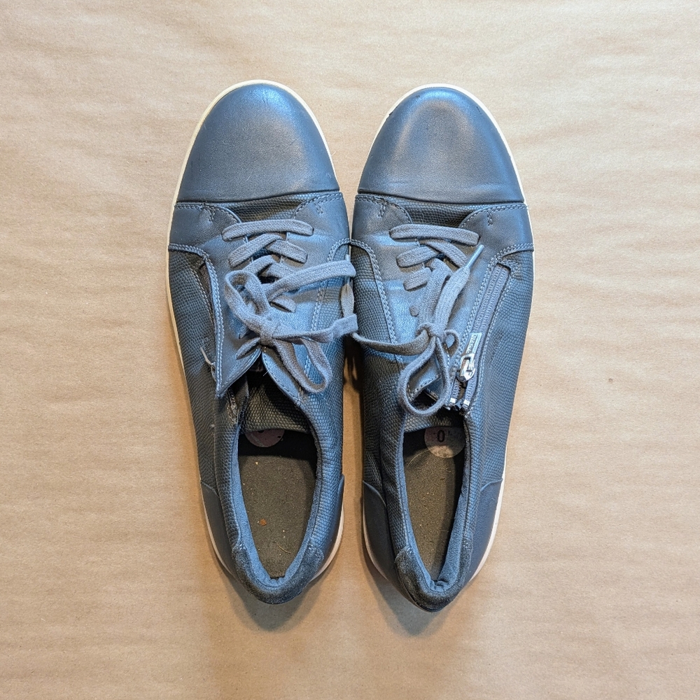 -Men's Calvin Klein Gray Shoes with Side Zipper Size 10